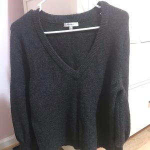 V neck sweater